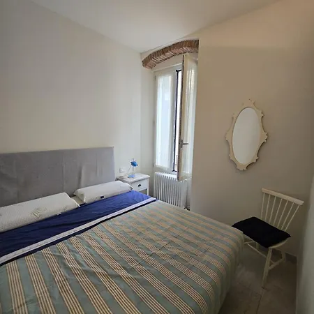 Casa Edoardo Tra Budello E Mare Alassio